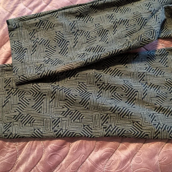 Joseph Ribkoff Pant - Picture 7 of 8